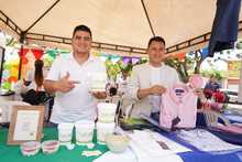 La Sant&iacute;sima Trinidad &lsquo;bendijo&rsquo; a emprendedores de la Comuna 9 