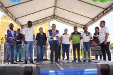 La Sant&iacute;sima Trinidad &lsquo;bendijo&rsquo; a emprendedores de la Comuna 9 