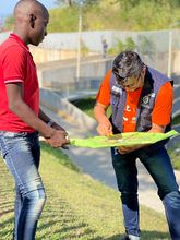 40 ni&ntilde;os pintan el cielo con sus cometas, gracias al programa Cultores