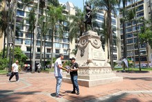 Datic se tom&oacute; la Plaza de Cayzedo socializando cursos gratuitos y servicios en nuevas tecnolog&iacute;as