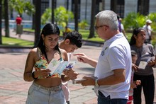 Datic se tom&oacute; la Plaza de Cayzedo socializando cursos gratuitos y servicios en nuevas tecnolog&iacute;as