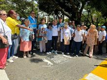 Se&ntilde;ales de tr&aacute;nsito para respetar la movilidad de las personas mayores