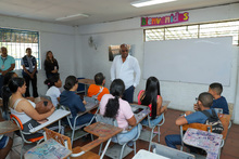 Control social a 124 paquetes escolares en la IEO Humberto Jord&aacute;n Mazuera