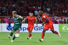 Am&eacute;rica gole&oacute; a Deportivo Cali en el Pascual y se meti&oacute; parcialmente entre los ocho de la Liga Betplay 