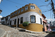 Una bala le da&ntilde;&oacute; la cabeza hace 50 a&ntilde;os. Y a pesar de eso, vive feliz