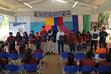 Estudiantes de Villacarmelo celebraron la entrega de nuevos espacios y dotaci&oacute;n