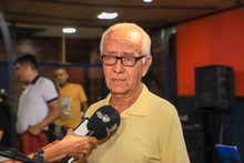 Diez cantantes solistas compiten por ser ganadores de La Voz de Los Cristales 