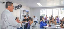 J&oacute;venes cale&ntilde;os avanzan hacia su meta de ser biling&uuml;es con el programa Todas y Todos a Estudiar Ingl&eacute;s