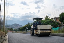 Avanza la pavimentaci&oacute;n de la ampliaci&oacute;n de la carrera 80