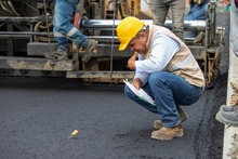 Avanza la pavimentaci&oacute;n de la ampliaci&oacute;n de la carrera 80