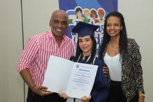 Nuevas egresadas de Todas y Todos a Estudiar, son t&eacute;cnicas laborales en dise&ntilde;o de modas 