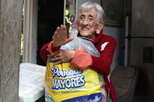 M&aacute;s de ocho mil personas mayores reciben asistencia alimentaria