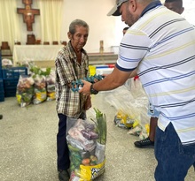 M&aacute;s de ocho mil personas mayores reciben asistencia alimentaria