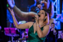 Un vozarr&oacute;n rompi&oacute; Los Cristales