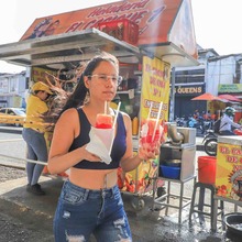 La Copa Conmebol Libertadores Femenina se endulza con los cholados de la calle novena