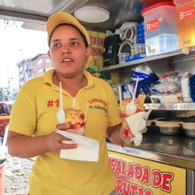 La Copa Conmebol Libertadores Femenina se endulza con los cholados de la calle novena