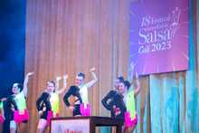 Un &lsquo;EnKlave salsero&rsquo; traspas&oacute; el coraz&oacute;n del p&uacute;blico 