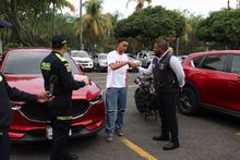 Autoridades recuperaron 13 autom&oacute;viles y 22 motocicletas que hab&iacute;an sido hurtadas