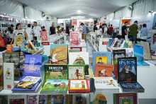 La magia de las letras se contin&uacute;a tomando el Bulevar del R&iacute;o