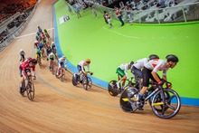 Italia sumó su primer oro en el Mundial Junior de Pista y Colombia ganó plata en el Keirin masculino 3