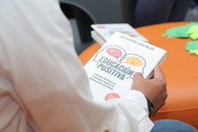 Se present&oacute; en la Feria del Libro, la obra de Jos&eacute; Darwin Lenis: Educaci&oacute;n Positiva