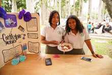 &lsquo;Chontitos&rsquo;, el emprendimiento escolar que la rompe en la Feria del Libro 2023