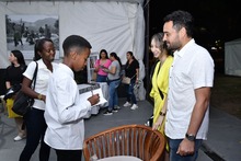 Un ni&ntilde;o se tom&oacute; &lsquo;la &uacute;ltima Coca Cola del desierto&rsquo; en la Feria del Libro