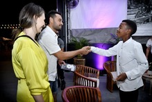 Un ni&ntilde;o se tom&oacute; &lsquo;la &uacute;ltima Coca Cola del desierto&rsquo; en la Feria del Libro