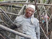 Ganadores del &lsquo;Aut&eacute;ntico Sabor Cale&ntilde;o&rsquo; exploran la faena de piangua en Tumaco