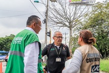 Dos d&iacute;as tardar&aacute; la tala de ceiba en la calle quinta