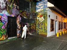 Con lavado de &aacute;reas p&uacute;blicas, la Alcald&iacute;a de Cali enluce puentes, hundimientos y sitios tur&iacute;sticos 