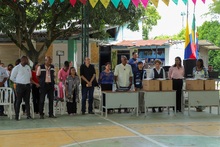 En la Instituci&oacute;n Rodrigo Lloreda Caicedo, los estudiantes recibieron 34 computadores nuevos  