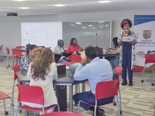 Docentes se capacitan para ense&ntilde;ar h&aacute;bitos financieros a sus estudiantes