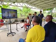 Jard&iacute;n colgante biotecnol&oacute;gico, la novedad en la feria de la ciencia y el arte de la Instituci&oacute;n Santo Tom&aacute;s