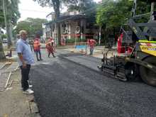 Se recupera carril que ocupaban materas y la v&iacute;a al Hospital Universitario del Valle