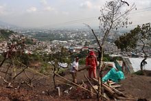 Autoridades distritales realizan operativo de restituci&oacute;n en el Cerro de la Antena