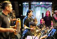 La &lsquo;Calle del Sabor&rsquo; prendi&oacute; la Feria de Cali