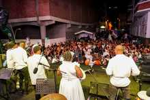 La &lsquo;Calle del Sabor&rsquo; prendi&oacute; la Feria de Cali