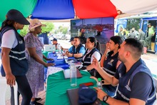 Feria de servicios p&uacute;blicos se tom&oacute; la comuna 13