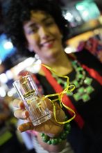 A ritmo de salsa, g&uuml;iro y campana, se genera cultura ciudadana en la &lsquo;Calle del Sabor&rsquo;