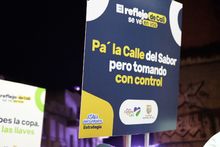 A ritmo de salsa, g&uuml;iro y campana, se genera cultura ciudadana en la &lsquo;Calle del Sabor&rsquo;