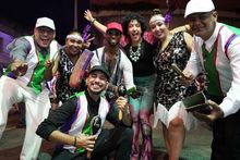 A ritmo de salsa, g&uuml;iro y campana, se genera cultura ciudadana en la &lsquo;Calle del Sabor&rsquo;