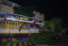 Fuertes lluvias desatan emergencia con varios &aacute;rboles colapsados