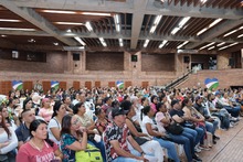 Cali se ilumina con inclusi&oacute;n: vendedores informales organizados para el Alumbrado Navide&ntilde;o 2023