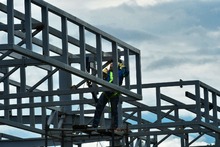 Con el trabajo diario de 75 hombres y mujeres, Cali tendr&aacute; su Parque Pac&iacute;fico