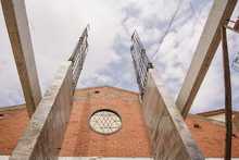 Construcci&oacute;n de la sede IPC El Lido avanza con fundici&oacute;n de losas y mamposter&iacute;a 