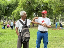 Vendedores informales se capacitan para participar en &lsquo;Alumbrado Navide&ntilde;o&rsquo;