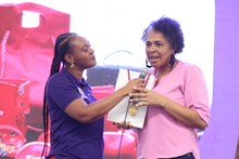 Feria de economia violeta: de coraz&oacute;n por las MUJERES