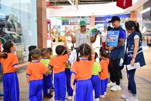 Cali le cumple a la infancia y adolescencia