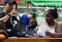 Vendedores informales se suman de manera coordinada al Alumbrado Navide&ntilde;o de Cali